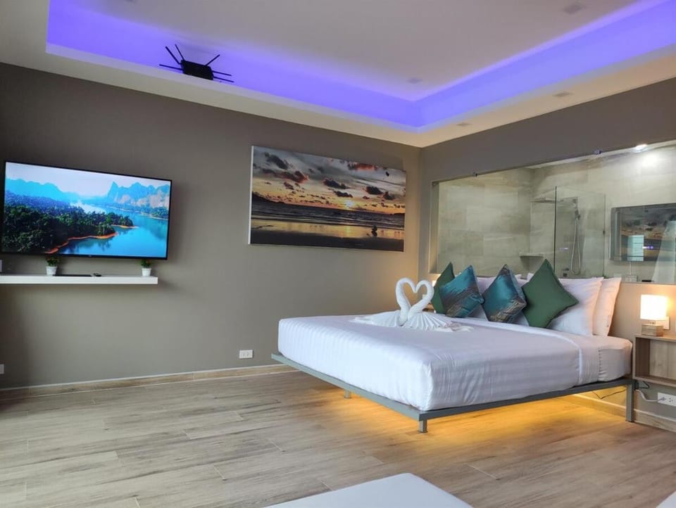 Sawansa 34B 475m2 Luxury sea view walk to beach Villa in Patong