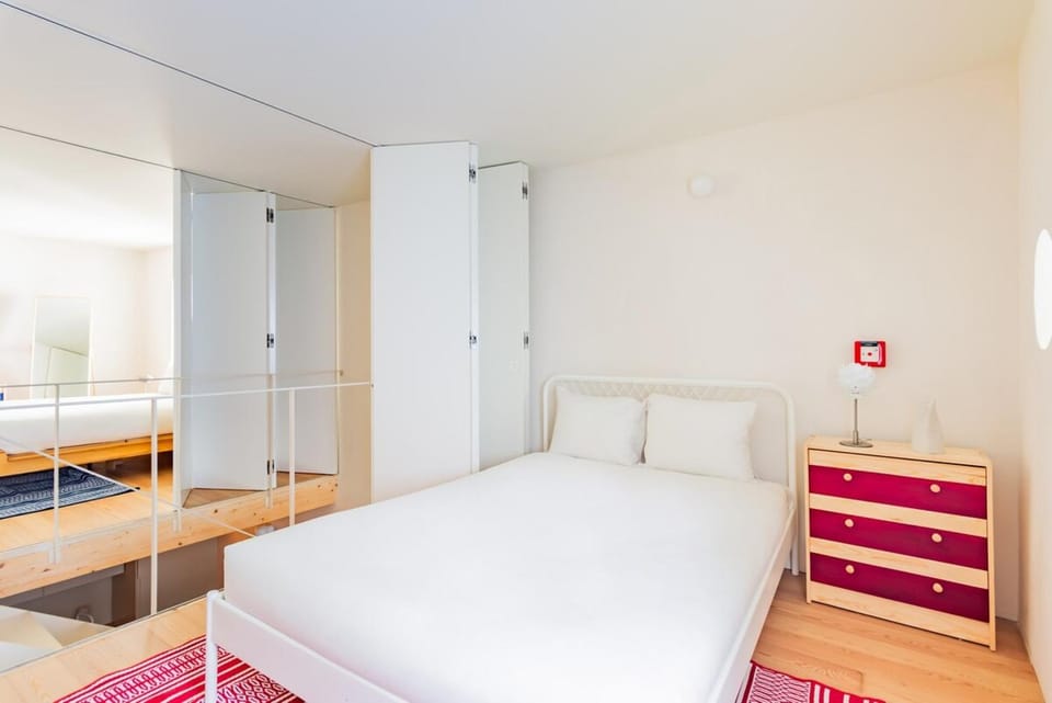 Urban Pop Loft @ Alfama Bed and Breakfast in Lisbon