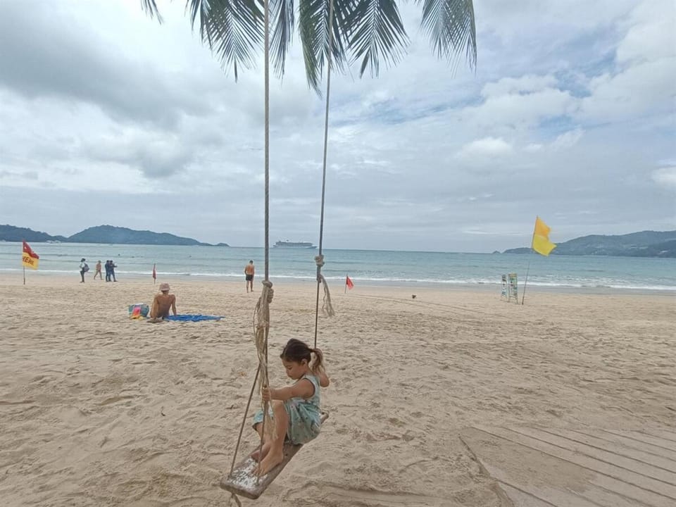 Sawansa 20 3BR 300m2 Modern Seaview house near Beach Villa in Patong