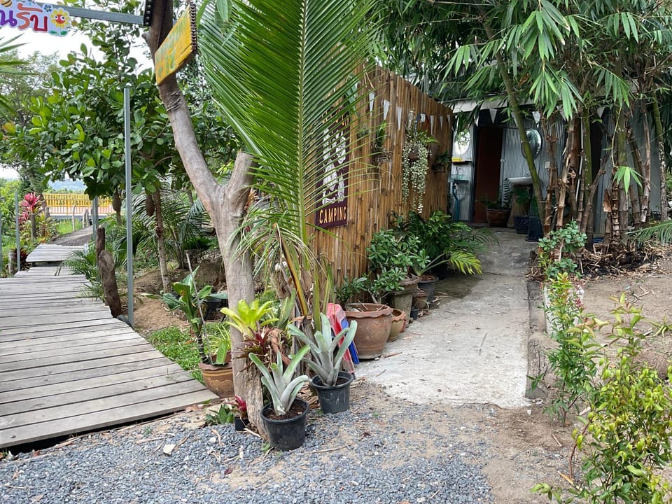 Krajome1 Campground/ 
RV Resort in Ban Tai