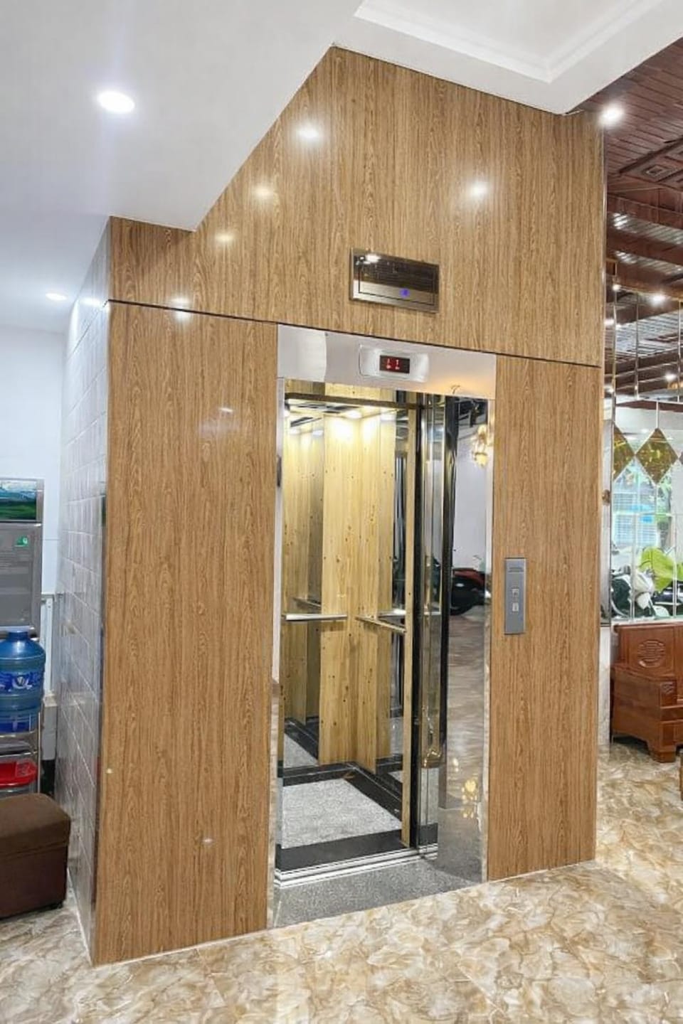 elevator