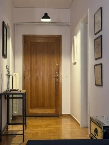 Facade/entrance, TV and multimedia