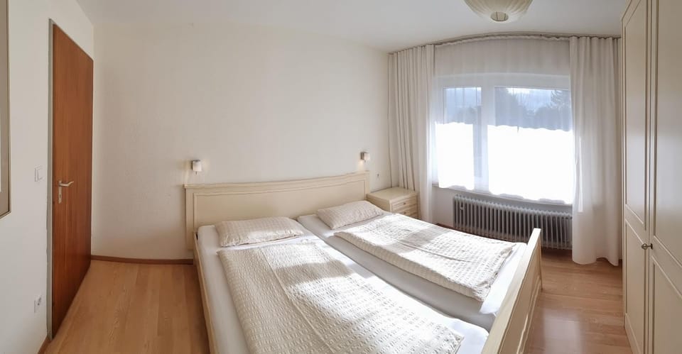 Bedroom, wardrobe