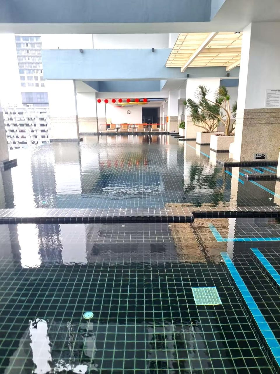 Swimming pool