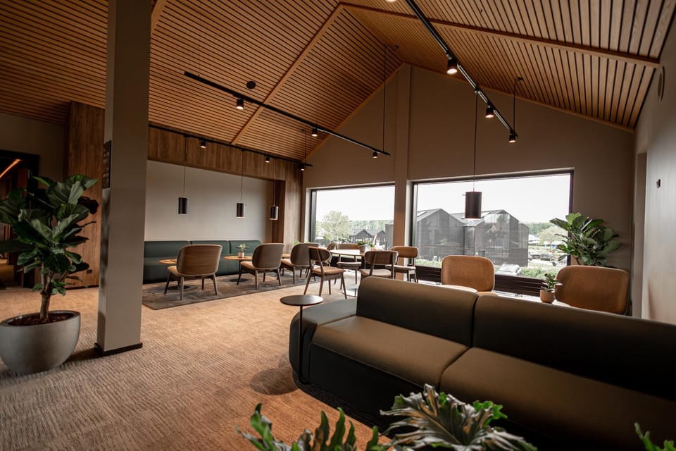 Lounge or bar