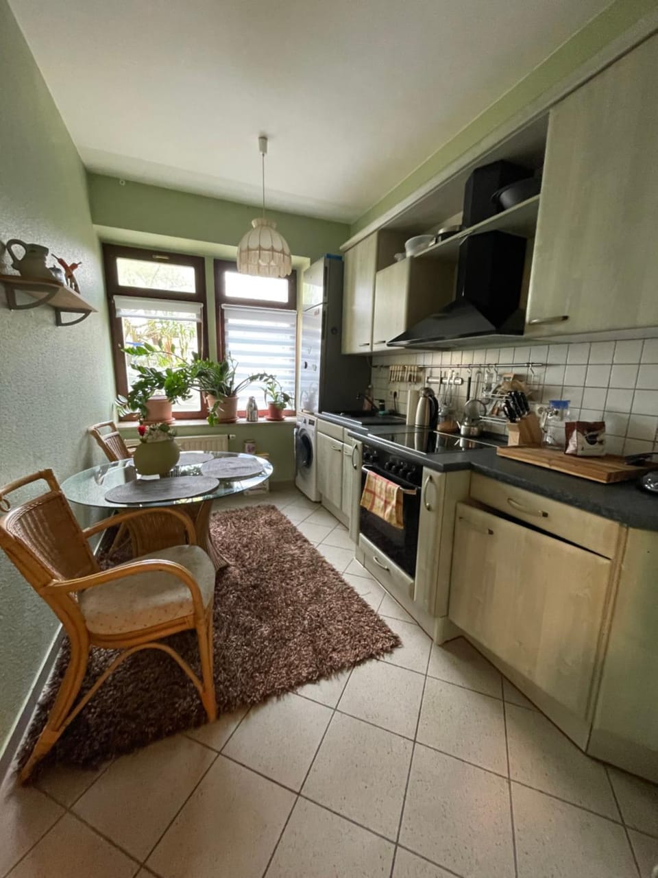 Kitchen or kitchenette, oven, stove
