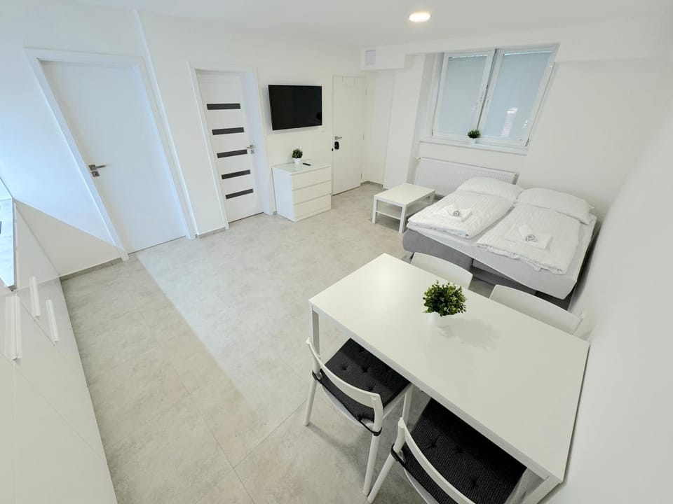 Krásny byt - apartmán 2 v srdci centra Apartment in Bratislava