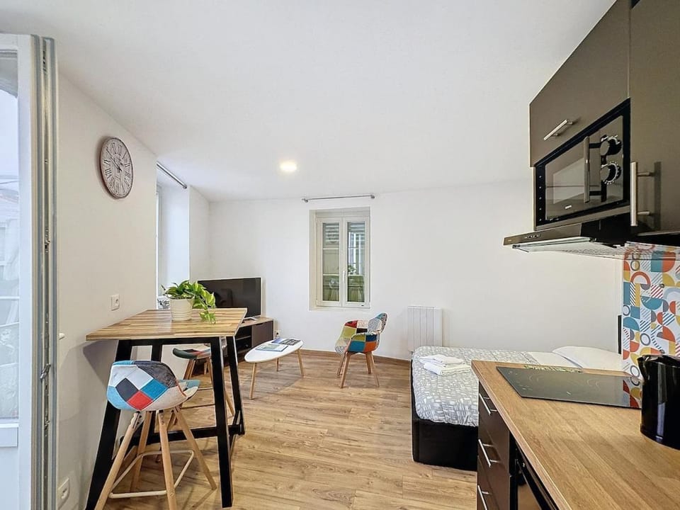 Studio Royat proche des commerces Nationale 2 Apartment in Auvergne-Rhône-Alpes