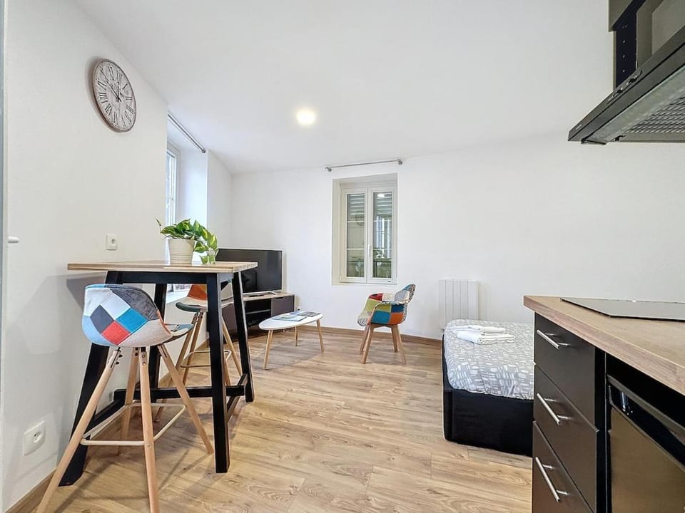 Studio Royat proche des commerces Nationale 2 Apartment in Auvergne-Rhône-Alpes