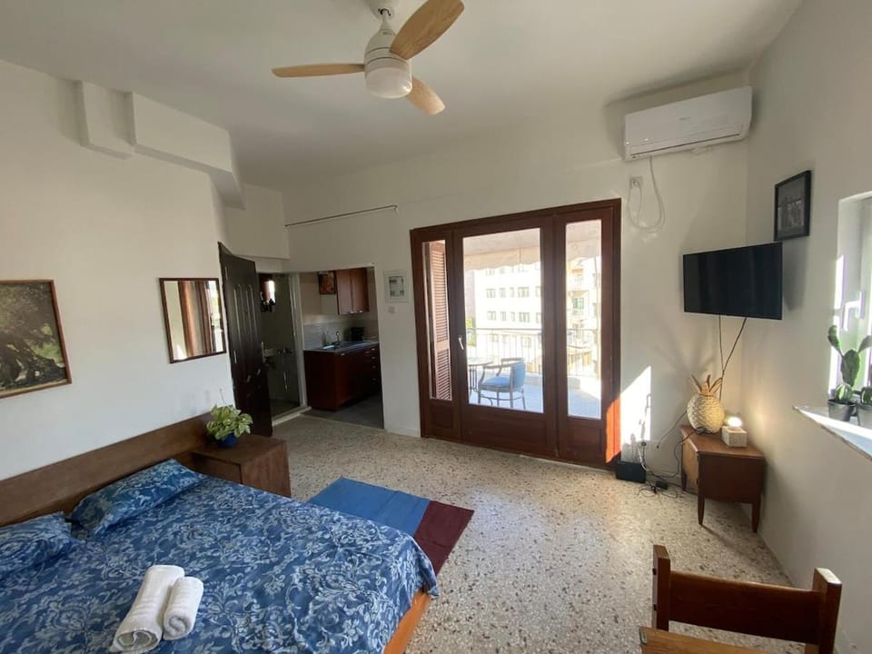 Mosaics easystay Penthouse 360'view Apartment in Athens