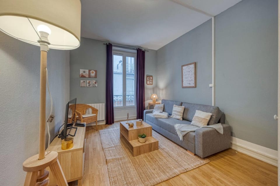 #HI Le petit Marcel Hyper-centre fully equipped Apartment in Grenoble