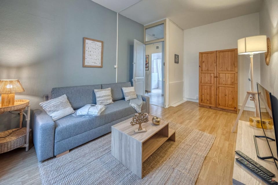 #HI Le petit Marcel Hyper-centre fully equipped Apartment in Grenoble