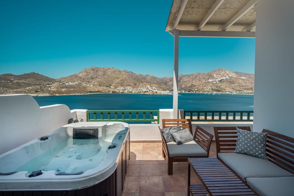 Hot Tub, Balcony/Terrace, Sea view