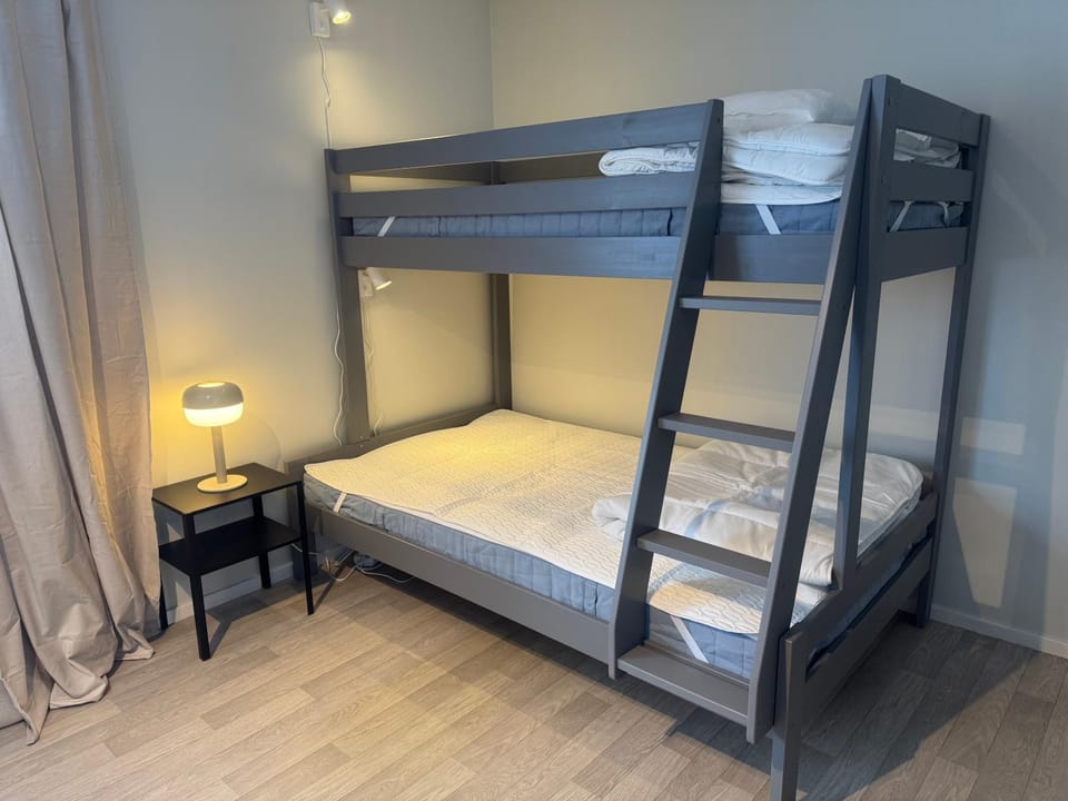 bunk bed