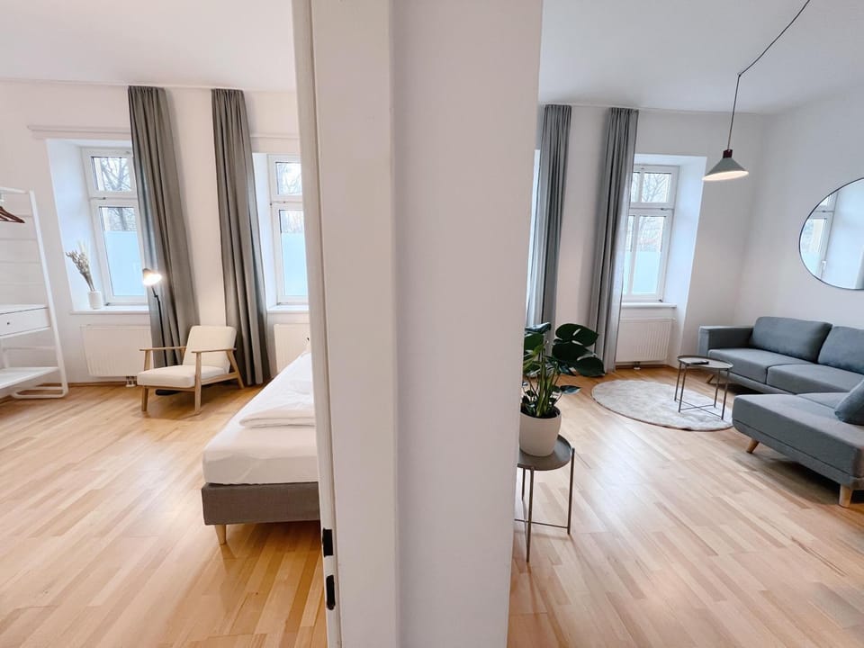 Bed, Living room, Photo of the whole room, Seating area, Bedroom
