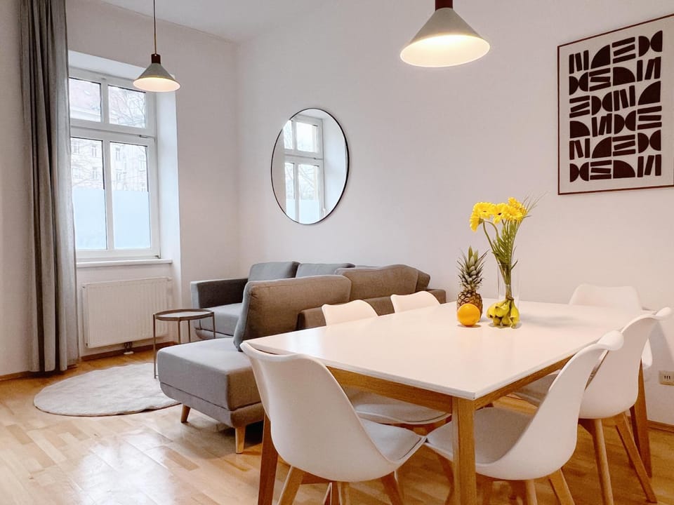 Living room, Seating area, Dining area