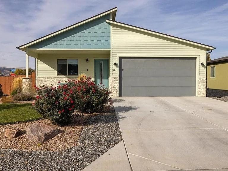 Bark and Bike Abode home House in Fruita