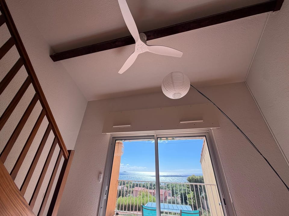 Bandol Apartment T2 Sea View Exceptional Apartment in French Riviera