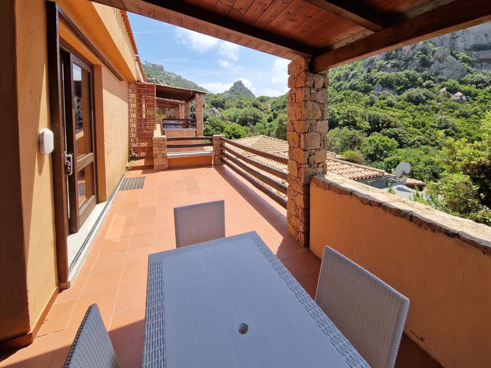 Balcony/Terrace, Balcony/Terrace