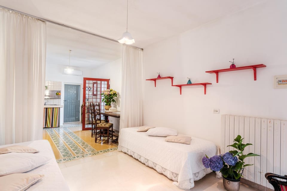 VILLA DEI GLICINI 8&2, Emma Villas Villa in Province of Taranto