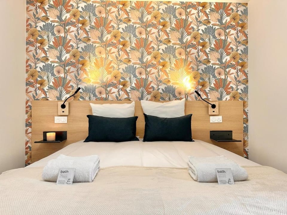 La Rose Pastel - Parking - Hyper Centre - Neuf Apartment in Mont-de-Marsan