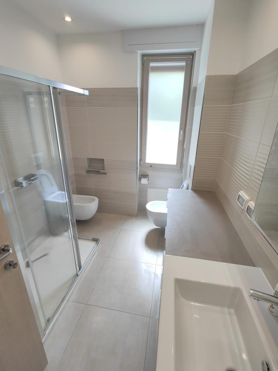 Shower, Bathroom, bidet
