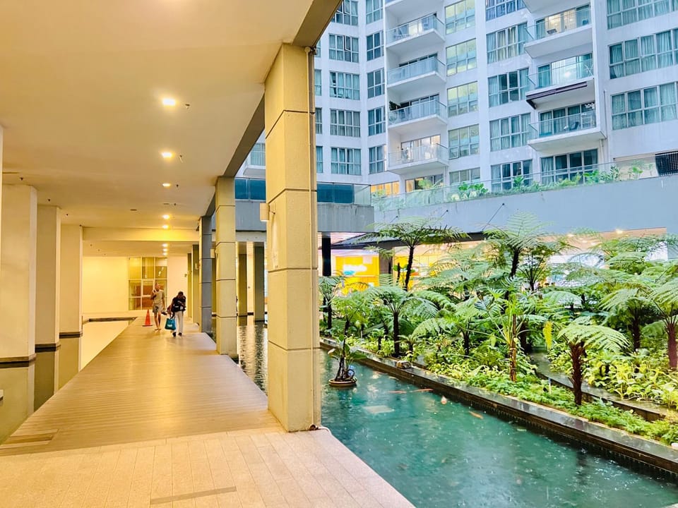 Property building, Day, Garden, Garden view