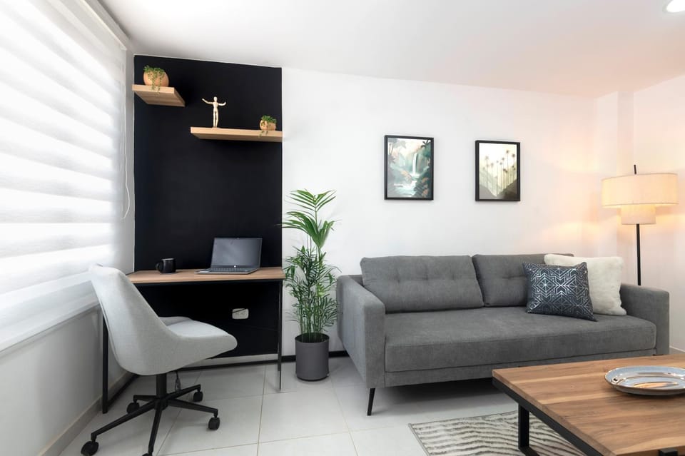 Communal lounge/ TV room, TV and multimedia, Living room, Seating area