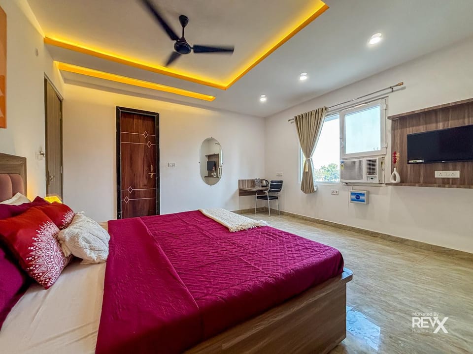 Bed, Photo of the whole room