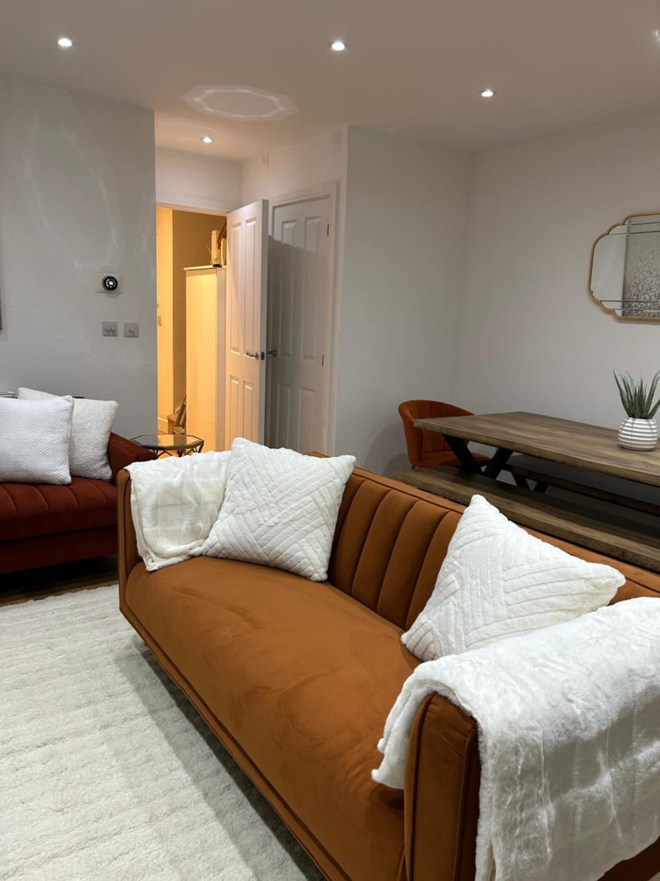 Living room, Seating area, Dining area