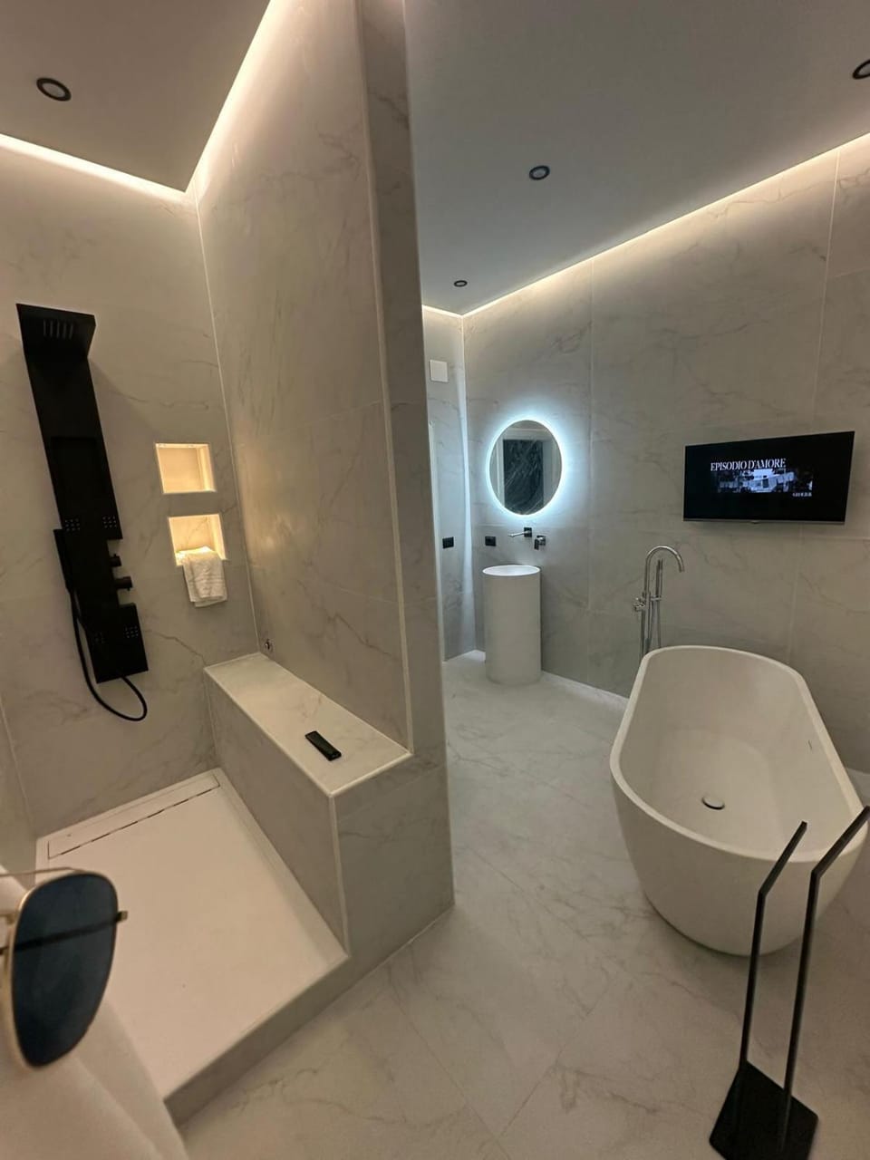 Toilet, Bathroom, Bath