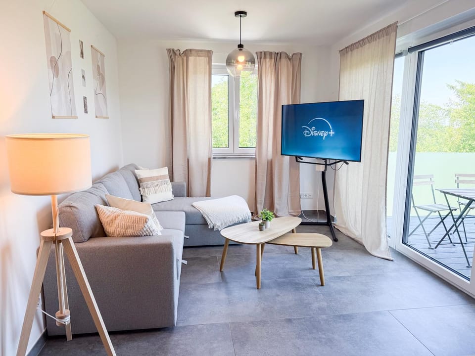 TV and multimedia, Living room