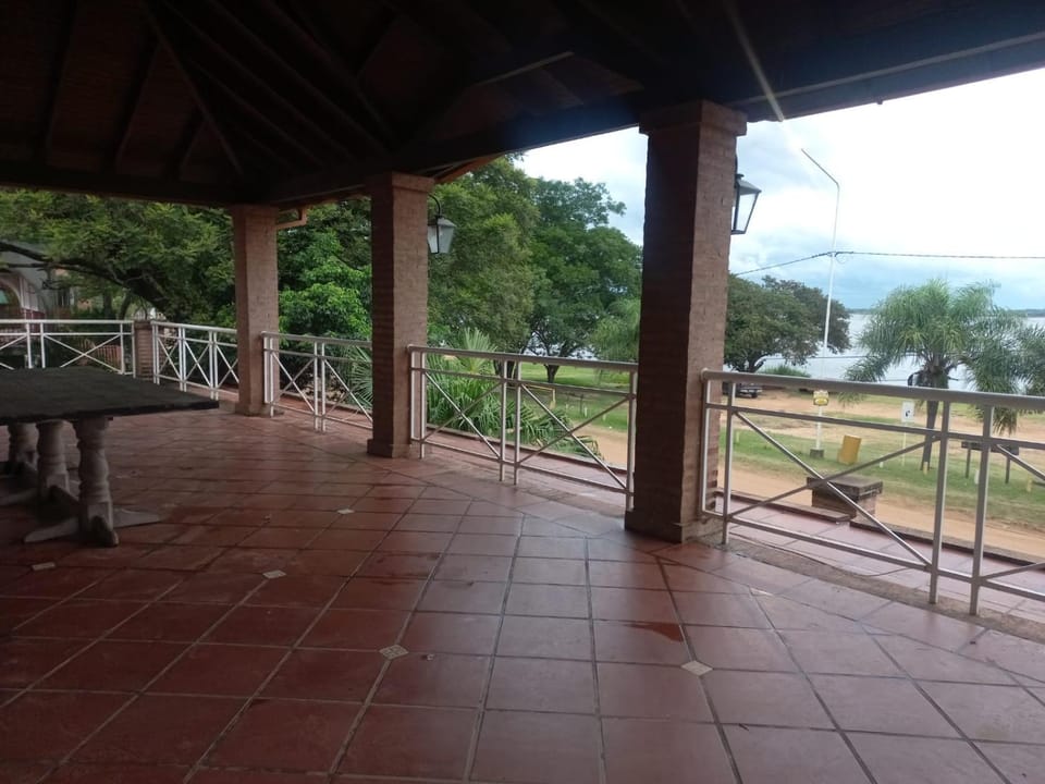 Casa Costa House in Paso de la Patria