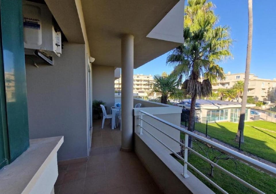 Property building, Day, View (from property/room), Balcony/Terrace
