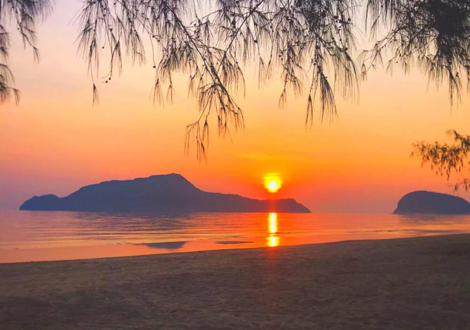 Baan Golden Pool Villa House in Prachuap Khiri Khan, Thailand