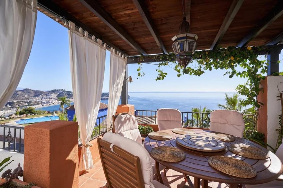 Mediterranean Villa in La Herradura House in Costa Tropical