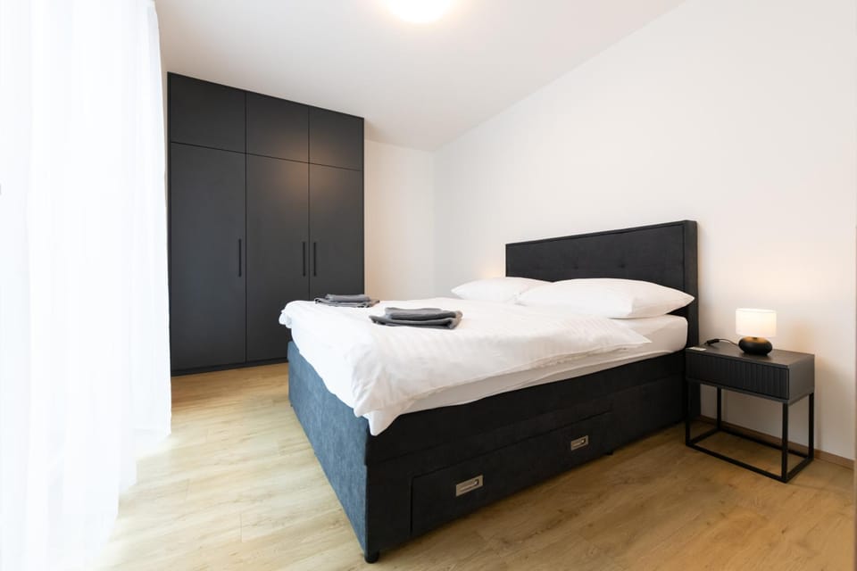 Bed, Photo of the whole room, Bedroom, towels, wardrobe