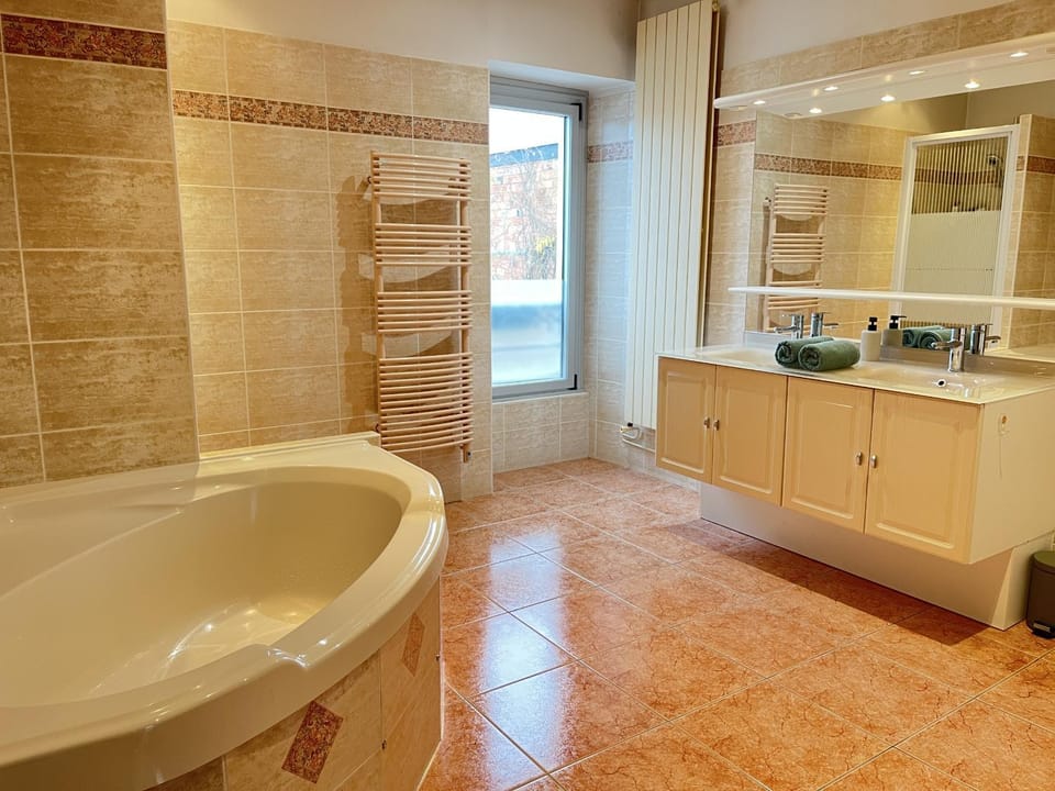 Shower, Bathroom, Bath