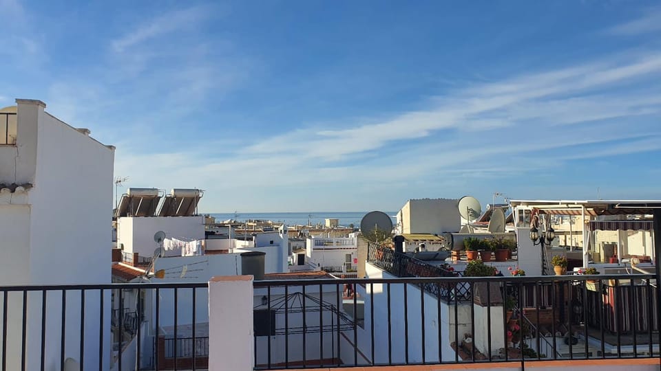 Property building, Balcony/Terrace