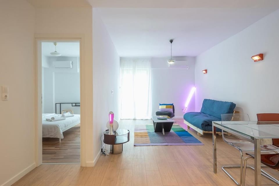 Living room, Photo of the whole room, Seating area