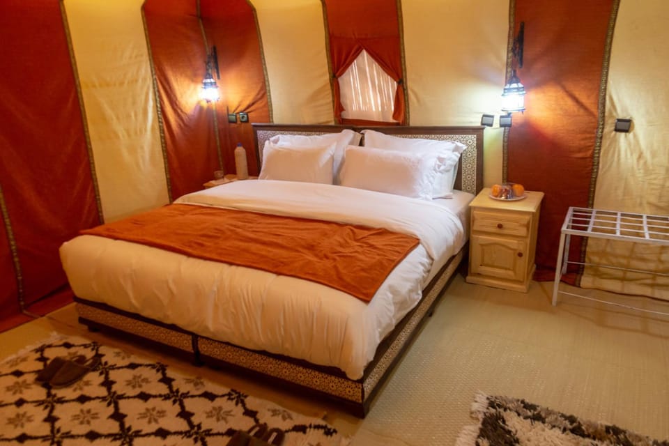 Bed, Photo of the whole room