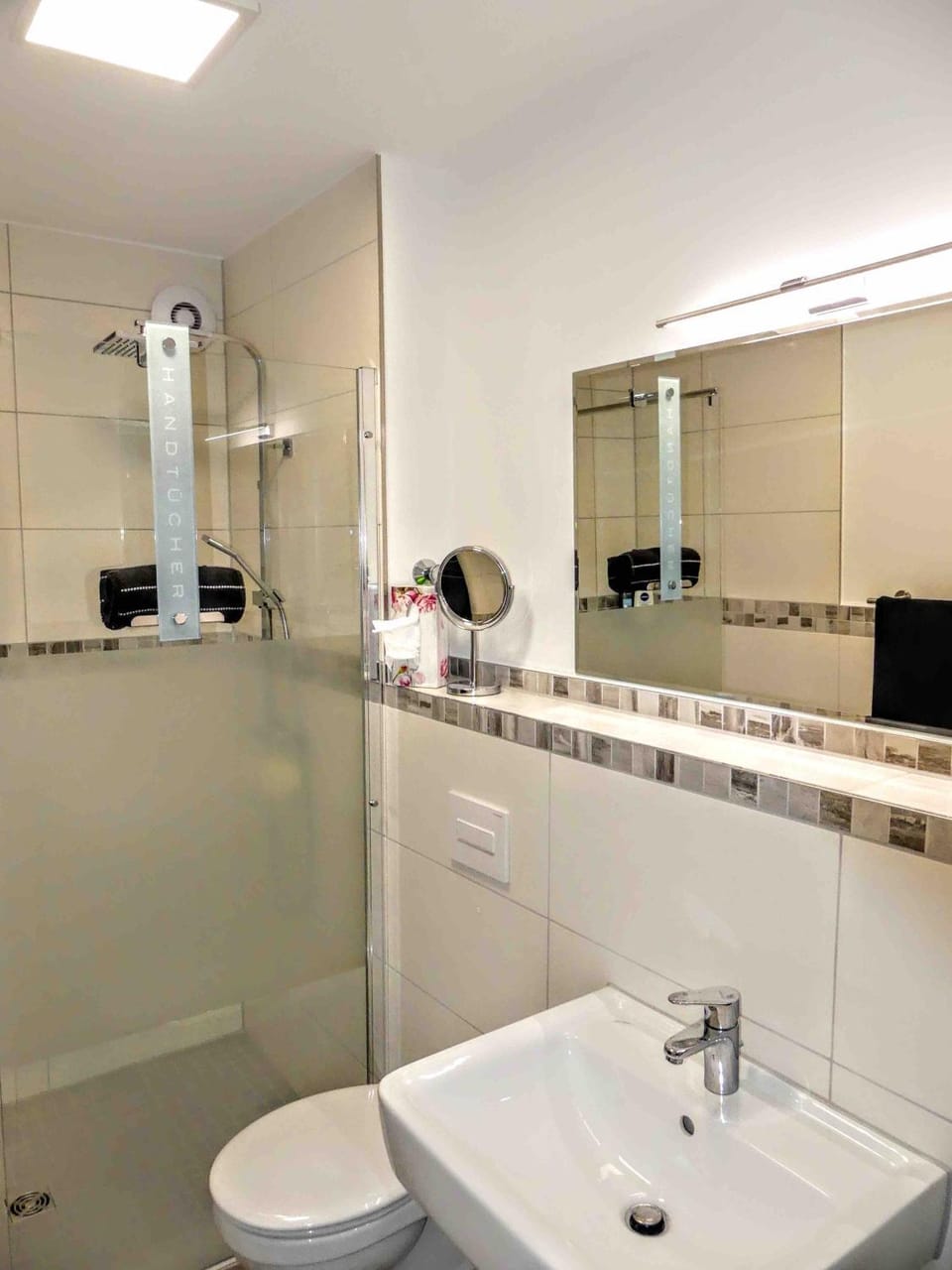 Bathroom, Living room