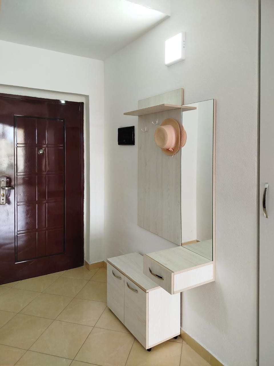WOW DURRES appartment, sea and mountain view, 150m sea Apartment in Tirana County, Albania