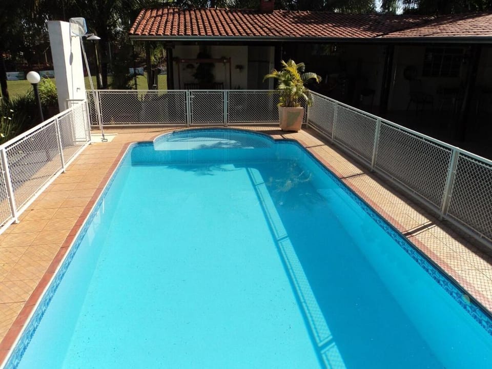 Swimming pool, Swimming pool