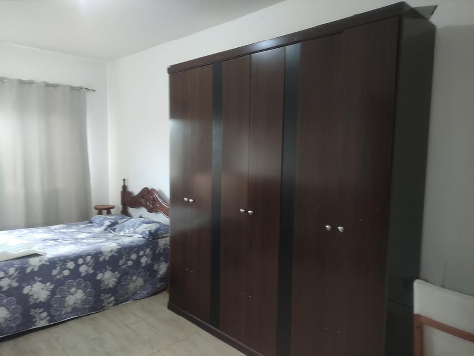 Excelente suíte próximo ao centro Apartment in State of Rio de Janeiro