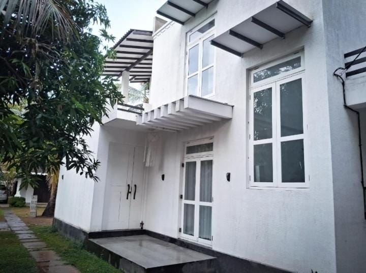 Sun-Era Villa Villa in Negombo