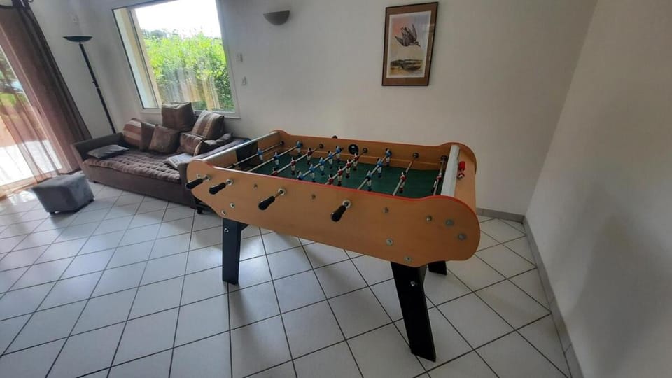 Communal lounge/ TV room, Game Room