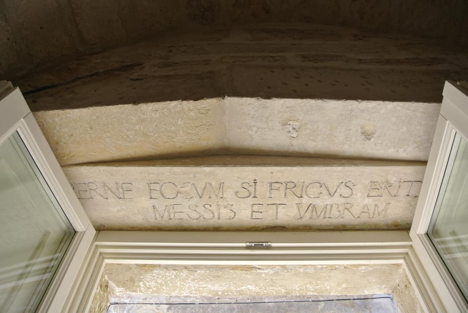Property building, Decorative detail