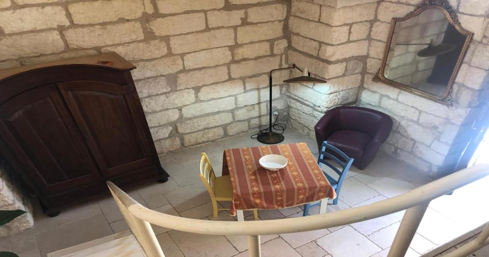 Living room, Seating area, Dining area, wardrobe
