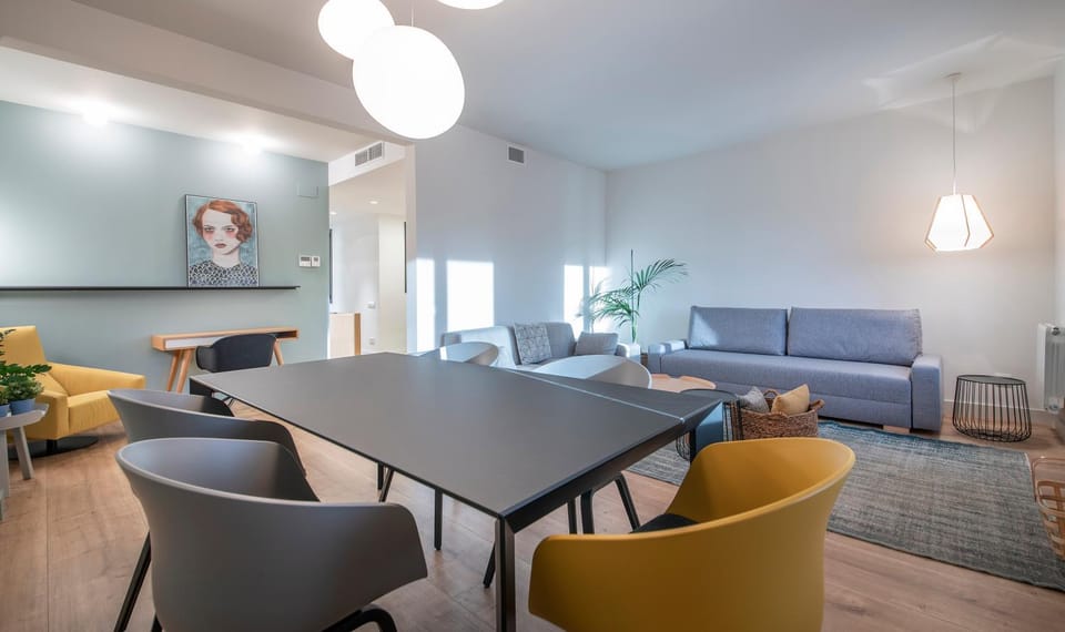 Living room, Dining area